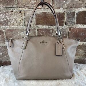 Coach Purse Grey Kelsey Satchel Gray Silver Pebble Shoulder Purse